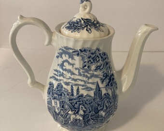 Farmhouse Kitchen 7 Cup Myott Pottery Coffee Pot Mid Century Modern Decor Rustic Classic Stoneware Pottery Tea Pot Retro Collectible
