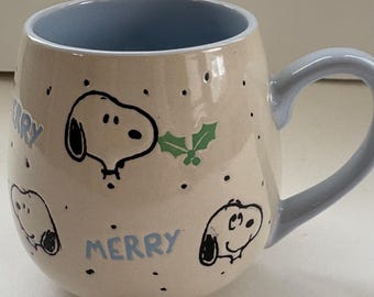 Large Snoopy Merry Mug – 20 oz Peanuts Coffee Cup – Blue Interior White Exterior – Oversized Character Mug – Christmas Mug
