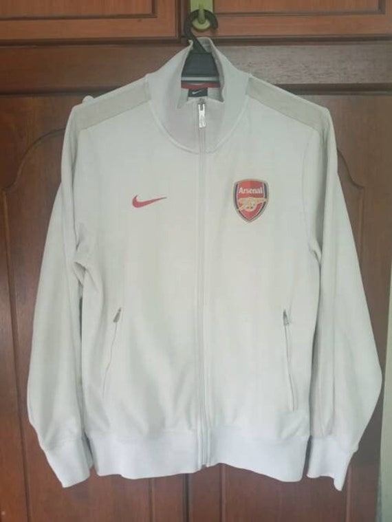 jaket nike arsenal