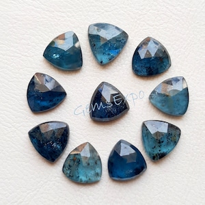 Teal muschio cianite rosa taglio pietra preziosa forma trilione lotto / 10 pezzi / misura 10 mm / utilizzato per la creazione di gioielli