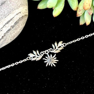 Silver Edelweiss Flower Necklace: Dainty Alpine Botanical Jewelry