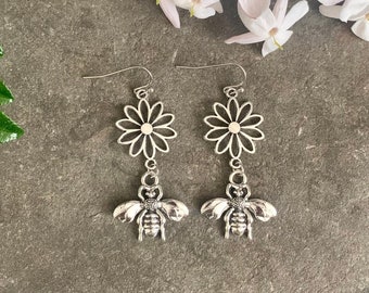Daisy Bee Earrings; Hypoallergenic; Silver Botanical Jewelry; Wanderlust Jewelry; Gift for Her; Huggie Leverback Option