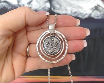 Liljekonvaljhalsband, stort botaniskt smycke i antik silver, gåva