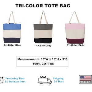 Puede incluir: Tres bolsas de mano en diferentes colores: azul, gris y rosa. Cada bolsa tiene una franja blanca en el medio y una franja negra en la parte inferior. Las bolsas est&aacute;n hechas de 100% algod&oacute;n y miden 38 cm de ancho por 38 cm de alto y 7,6 cm de profundidad.