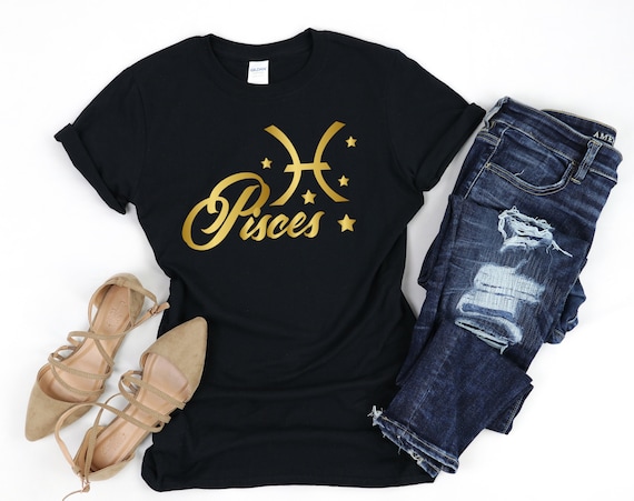Pisces Zodiac For Women Birthday Women Gift T-Shirt Pisces Zodiac For Women Birthday Women Gift T-Shirt