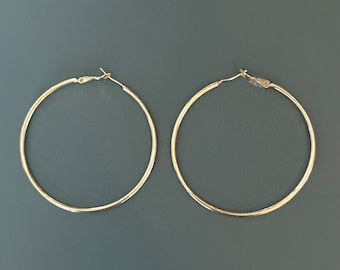 14K Gold Filled Hoop Earrings • Lightweight, Tarnish Resistant