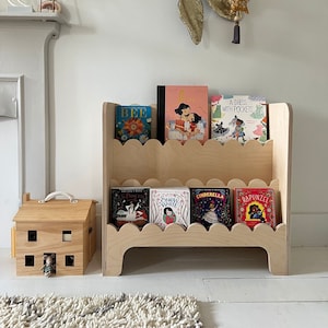 Scalloped Montessori Children's Bookcase – Charming Scallop Shelf for Kids' Room Storage
