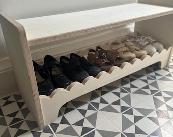 Montessori Scalloped Kinderspielzeugbank oder Schuhregal
