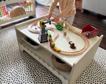 Montessori Children's Play Table: Large Scallop Design