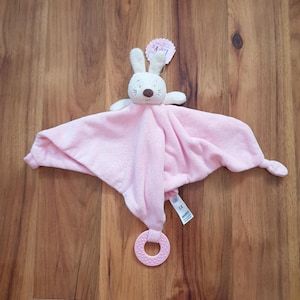 Marks and Spencer Love Super Soft Rabbit Comforter Bunny Rosa Raro Peluche Bianco Coperta di Comfort Coperta da Dentizione Tag di Carta NWT Giocattolo