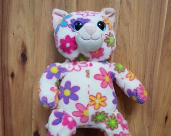 Teddy Mountain Cupcake Kitty Cat plush animal soft toy flower pattern