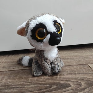 Linus the Lemur Ty Beanie Boo 2019 Plush Gold Glitter Eyes Stuffed Animal Collectible TySilk Soft