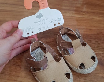 Primark Baby Brown Sandals shoes for 3-6 months old size 17 EUR 2 USA new