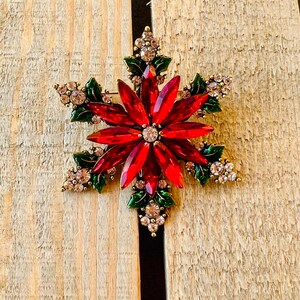 Christmas Snow Flake Brooch for Women, Holiday Brooch, Fall for all Brooch, New Years Brooch, Red Rhinestone Brooch, Thanksgiving Day