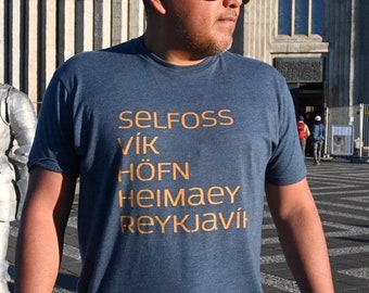 Iceland Spots RETAIL FIT-T-shirt//Vakantie-T-shirt//Travel-T-shirt//Comfy T-shirt//Unisex Triblend-T-shirt