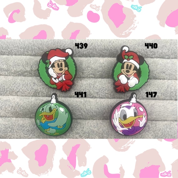 Santa crocs discount