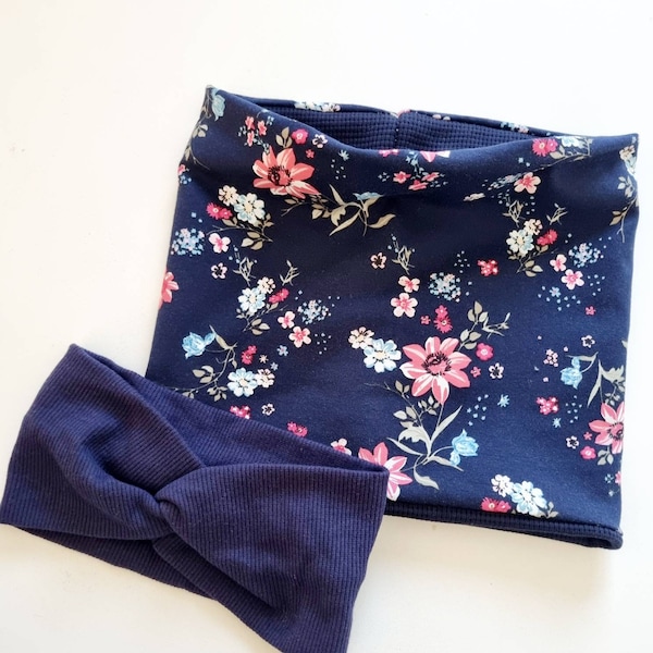 Girls knitted loop scarf neckerchief scarf flowers navy