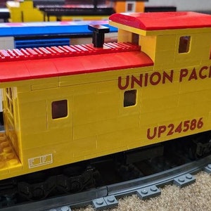 Custom Train Union Pacific Caboose &quot;Please Read Description&quot;