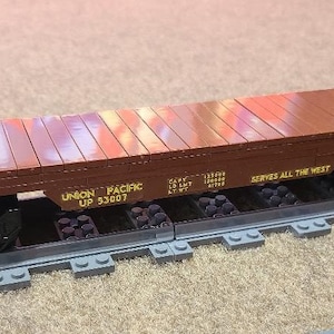 Custom Train Union Pacific 02 Flat Car &quot;Please Read Description&quot; Building Blocks