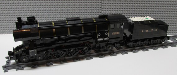 Custom Train Raven Night W/powered up 