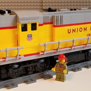 Custom Train Union Pacific GP9 Engine &quot;Please Read Description&quot;