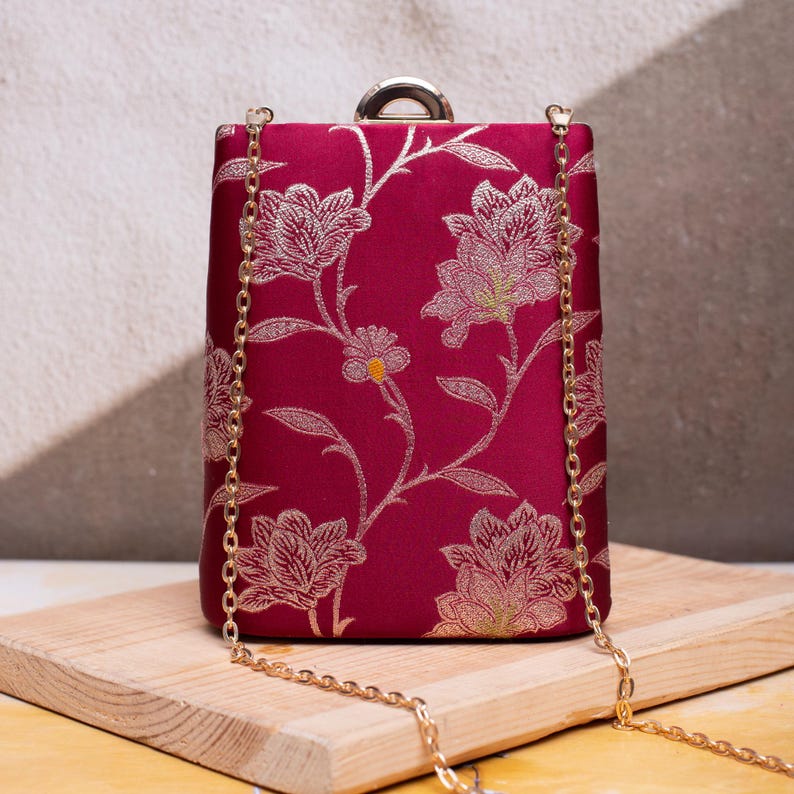 Red Brocade Clutch Gold Floral Clutch Evening Bag Formal Clutch Wedding Guest Clutch Prom Accessory Special Occasion Clutch Elegant Clutch Small Evening Bag Dressy Purse