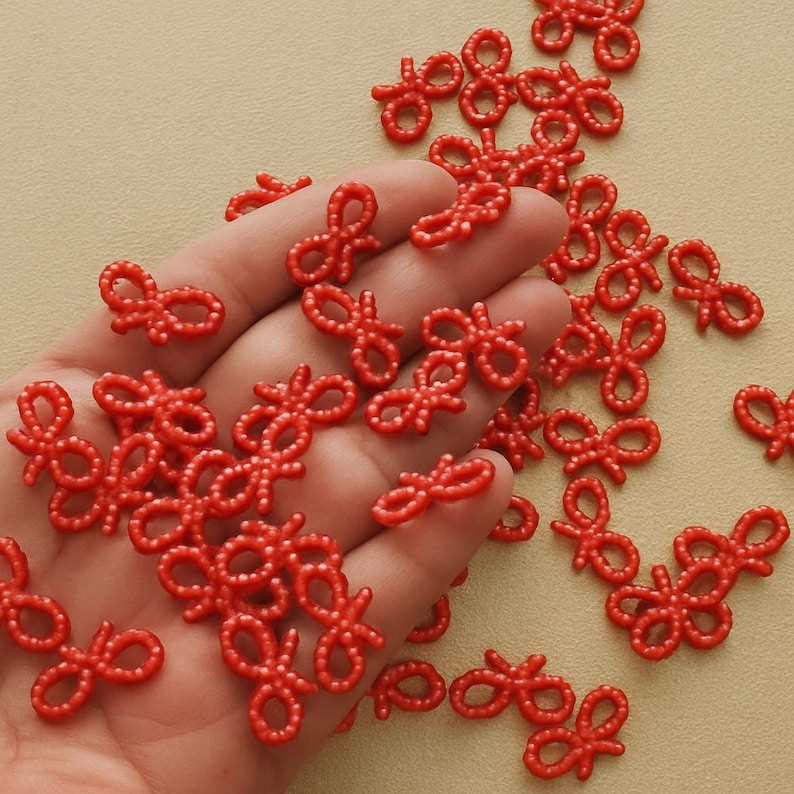 Holiday Pearl Bows Christmas Color Embellishment Tiny Festive Accent Decorative Craft Supply Traditional Red Green White Collection Small Size Bow Accessory Perfect Scrapbook Addition Card Making Essential Gift Wrap Decoration Handmade
