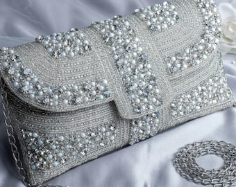 Silver Formal Clutch Crystal Evening Bag Bridal Gift Silver Beaded Purse Rhinestone Luxury Handbag Sparkly Purse Special Occasion Gala Purse