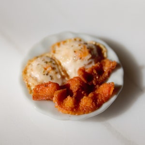 Miniature Bacon and Eggs Polymer Clay Dollhouse Food 25mm Salt Pepper Ready to Ship