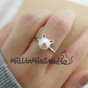 Cat Ring/Freshwater Pearl Ring/Silver Ring/Open Ring/Adjustable Ring/Kitten Stackable Ring/Gift for Cat Mom/Jewelry or Her