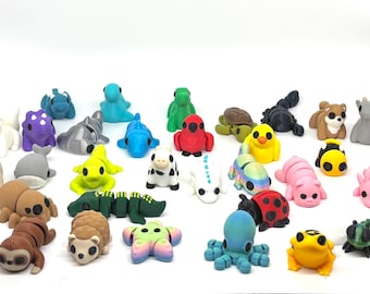 Mini Articulated 3D‑Printed Animal – Pocket‑Sized Collectible Creature