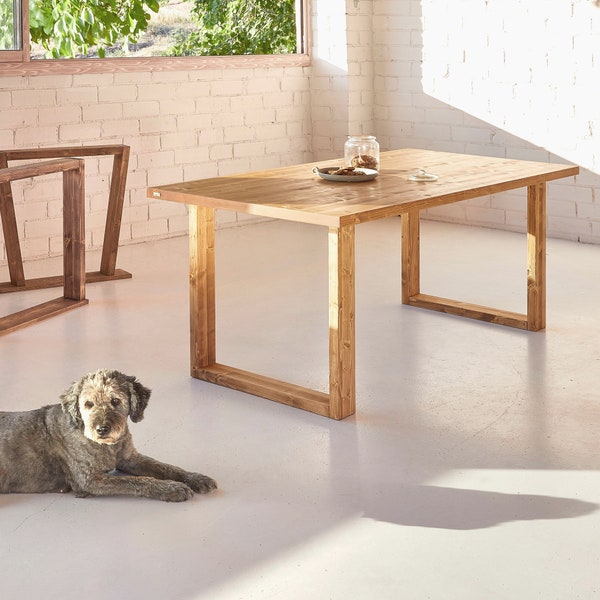 Blenom Uitoto Wooden Table, rustic dining table with straight edge, made of natural wood and square wooden legs. Rectangular table.