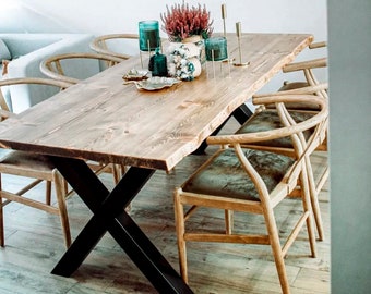 Mesa de Madera, mesa de Comedor Iroke Blenom maciza rústica con diferentes acabados, patas de hierro en X natural. Mesa Rectangular