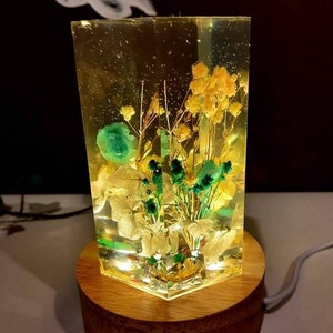 Customised Epoxy Resin Lamp with dried flowers, night light, unique gifts, special occasions image 6