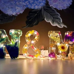 Lámparas de cartas personalizadas con resina epoxi y flores secas reales, de 10 cm de altura, led, luz nocturna, regalos únicos, hechos a mano