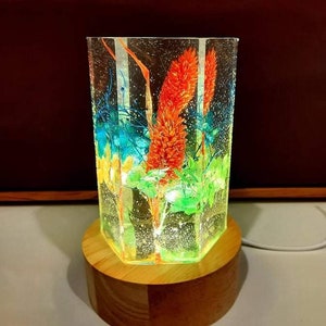 Customised Epoxy Resin Lamp with dried flowers, night light, unique gifts, special occasions 5