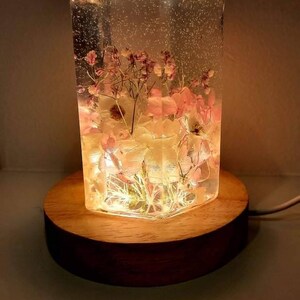 Globe Amaranth Light Sculpture Real Flower Lamp Resin Lamp Preserved  Flowers Accent Lamp Pink Dried Flowers Nature Lamp 