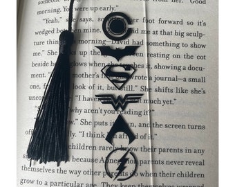 Superhero Acrylic Bookmark | Marvel Gift | DC Gift | Book Lover Gift | Birthday Gift | Stocking Filler | Reading Gift | Bookmark With Tassel