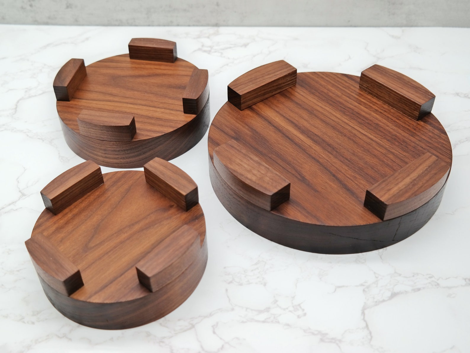 Round Walnut Riser Round Riser Wood Plant Riser Round Wood - Etsy