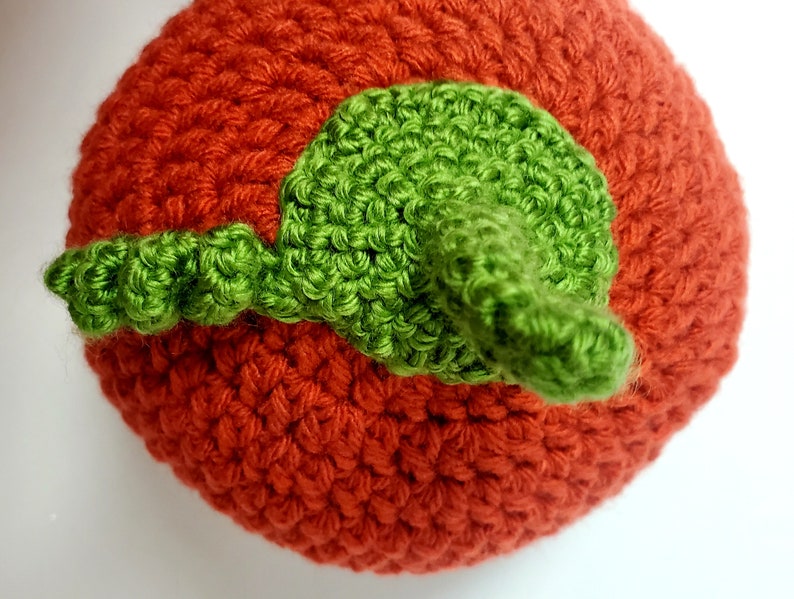 Pumpkin Shaped Knitted Beanie for Baby/ Orange Crochet Hat for Baby/ Unisex Knitted Hat for Babies/ Fall Color Hat/ Autumn Beanie image 2