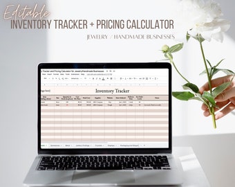 Bewerkbare gedetailleerde voorraadtracker en productprijscalculator voor sieraden of handgemaakte bedrijven. Google Spreadsheets. Vlaggen lage voorraad.