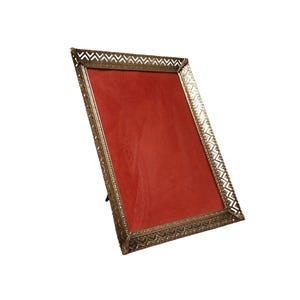 Mid Century Convex Glass Danish Design 5x7 inch (12.5 x 17.5cm) Filigree Gold Metal Photo Frame (#H247)