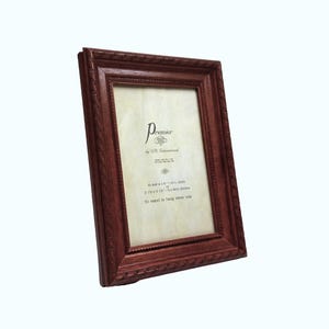 Vintage 4x6 inch Wooden Photo Frame, UR1 Premier 1980s Stand or Hang Photo Frame (#H226)