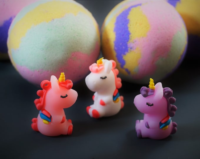 Unicorn "Surprise" Bath Bomb