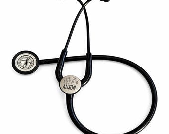 Soporte AirTag personalizado para estetoscopio, etiqueta de identificación personalizada para enfermeras, regalo para estudiantes de medicina, estuche AirTag grabado para médicos.