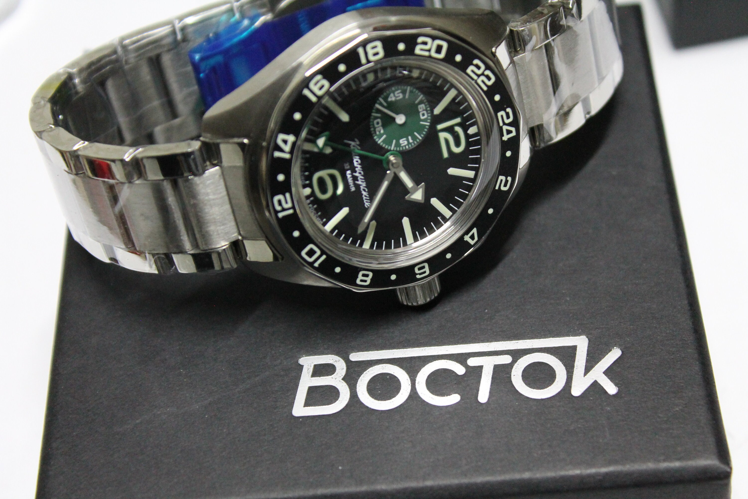 Vostok Komandirskie GMT 03001b automatic Watch 12 24h Soviet