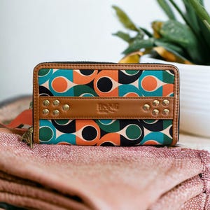 Handcrafted Vegan Leather Wallet for Women, Stylish and Chic Rang Yatra Accessory, Perfect for Everyday Use, Eco-Friendly Gifts - Boho Chic