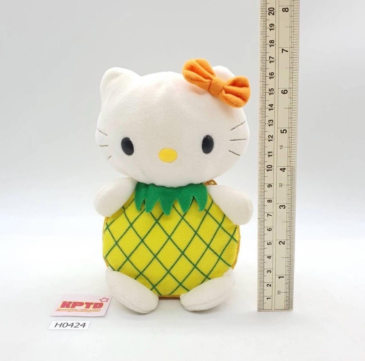 Hello Kitty H424 Pineapple Ball Hawaii Souvenir Sanrio 2002 Plush