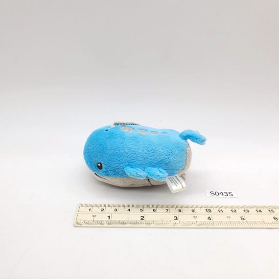 置物 waiwai Wailord S435 Pokemon Center 2014 Plush Keychain 3.5