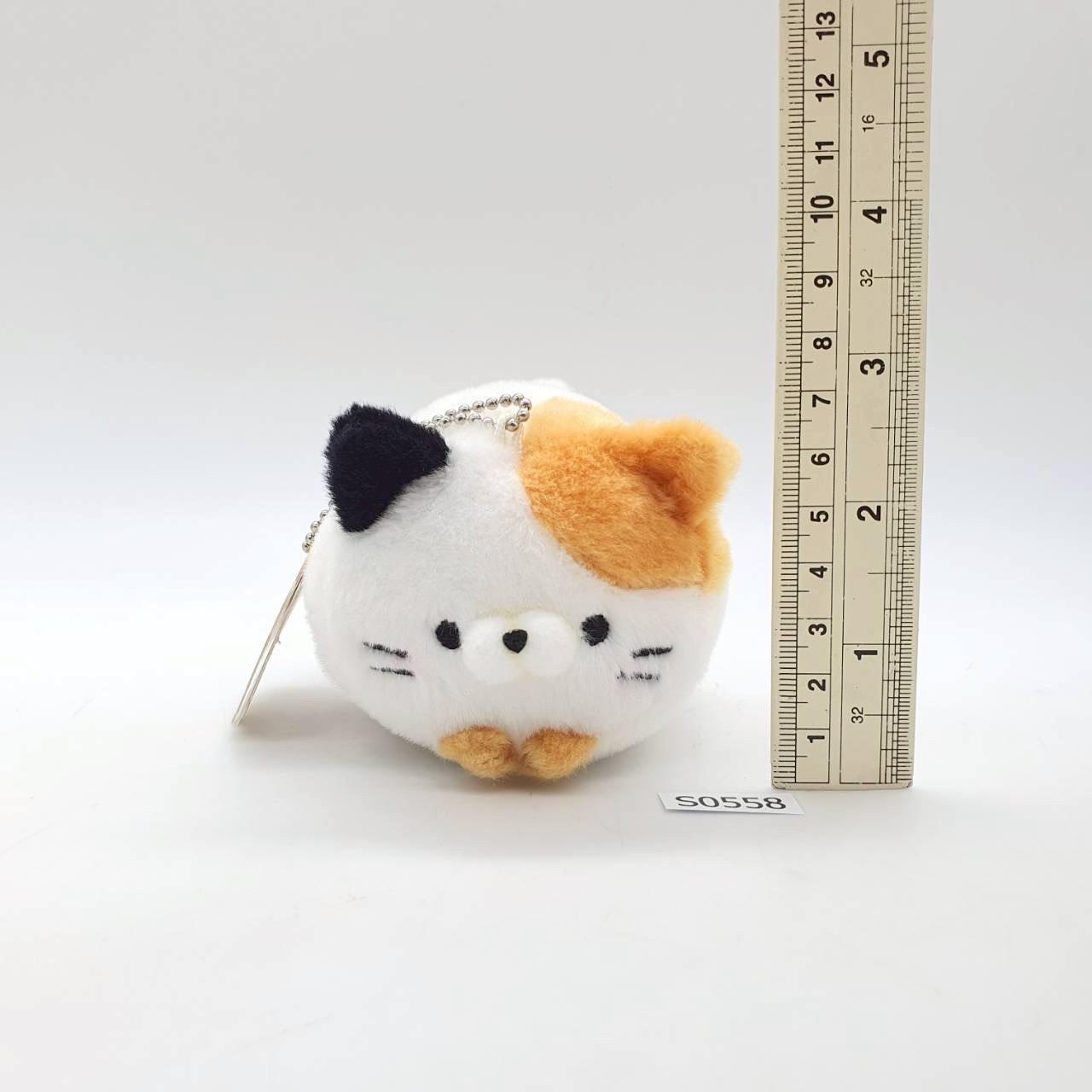 Calico Cat S558 Fuwari Korokoro Nyanko AMUSE Keychain 3.5